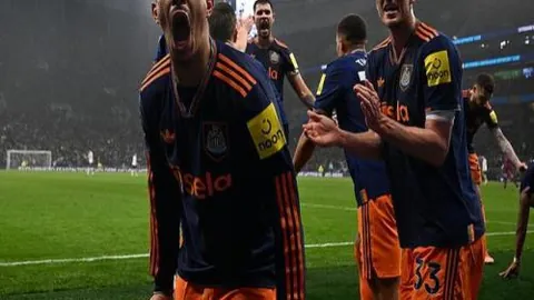 拜仁急于与于帕尔续约，薪资分歧暂阻谈判进程